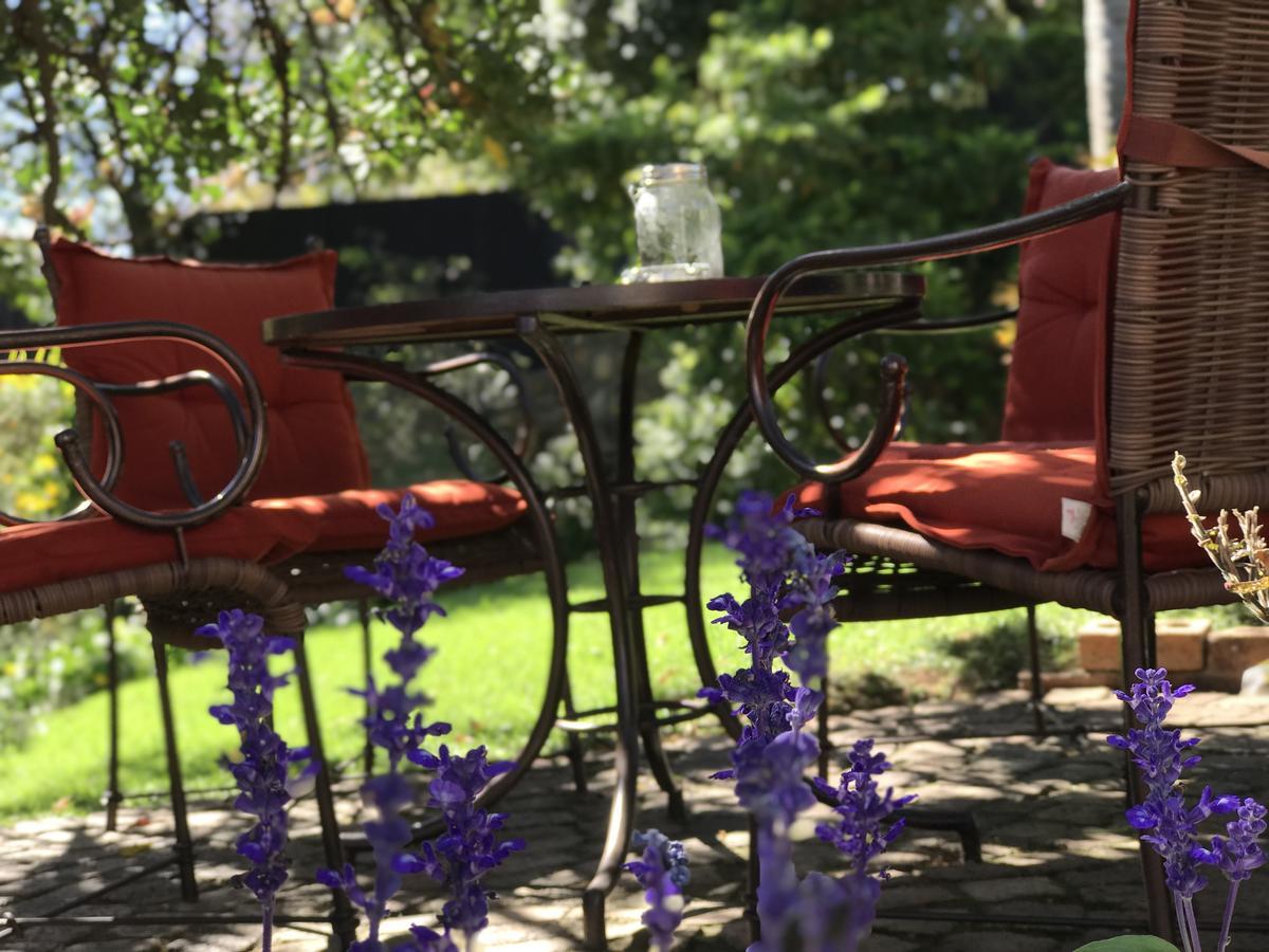 Claires of Sandton Luxury Guest House Johannesbourg Extérieur photo