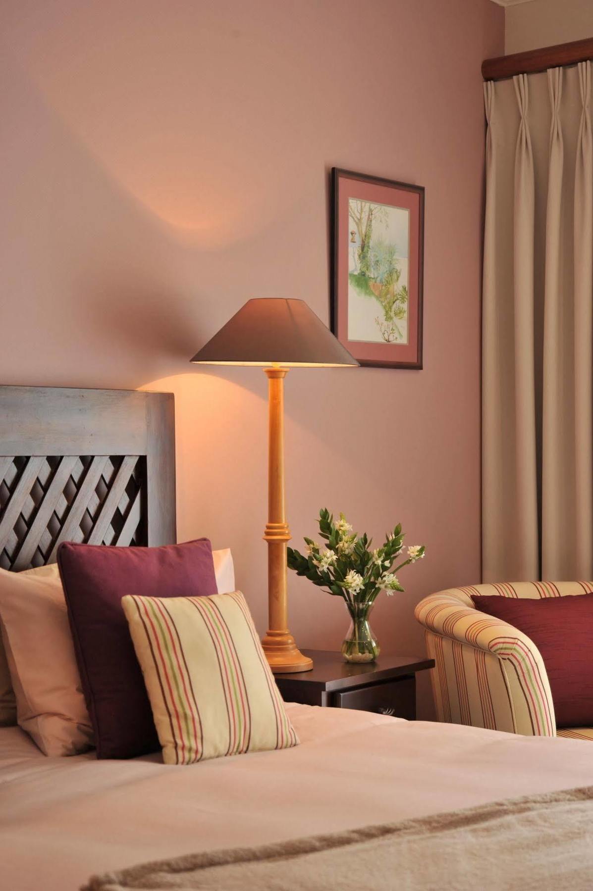 Claires of Sandton Luxury Guest House Johannesbourg Extérieur photo